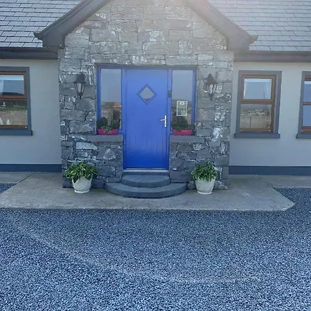 Wild Atlantic Breeze Pensión 3*